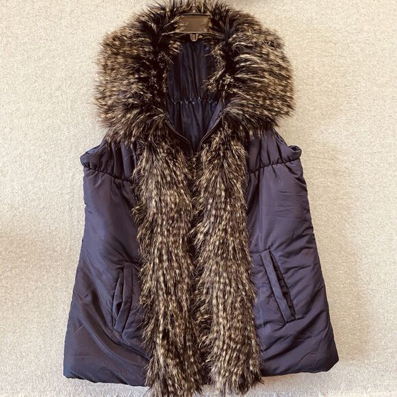 Soft Surroundings Faux Fur Vest Size Small Puffer Full Zip Warm S - Picture 4 of 12